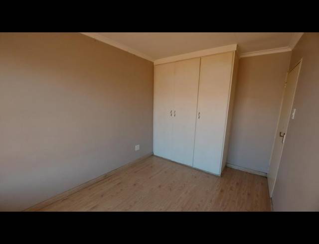 2 BEDROOM TOWNHOUSE FOR SALE IN VAN DYK PARK